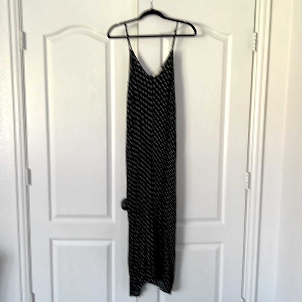 Maxi dress with pockets